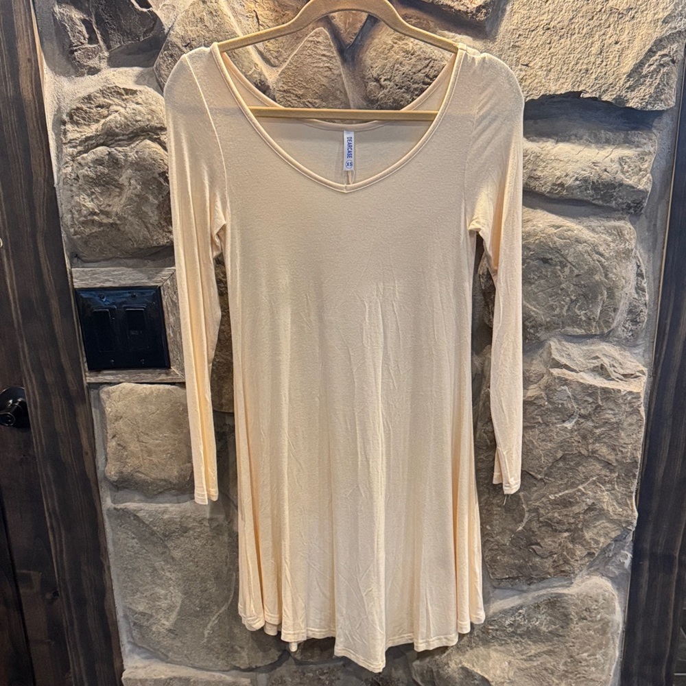 Elegant Cream Mini Dress